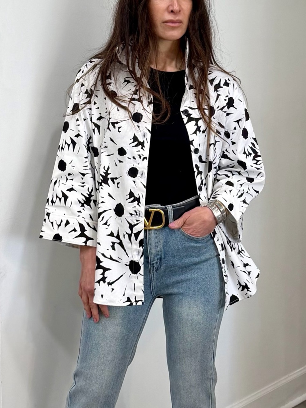 ShopEvelynne Black and White Floral Blazer